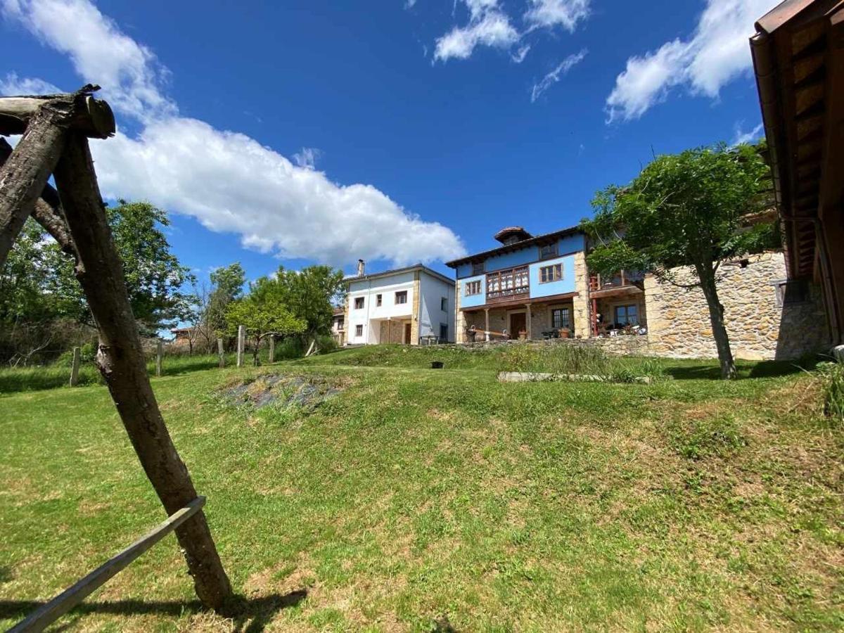 Casa Rural El Bohio Arriondas Exterior photo